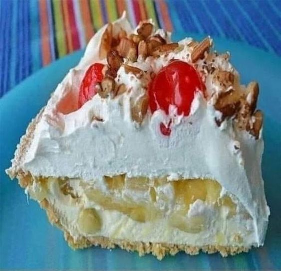 Ingredients of Banana Split Cake